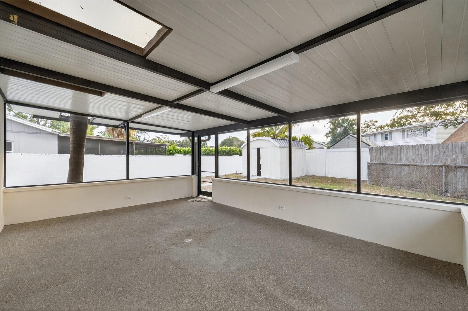 BAY CREST PARK UNIT 03 - Residential