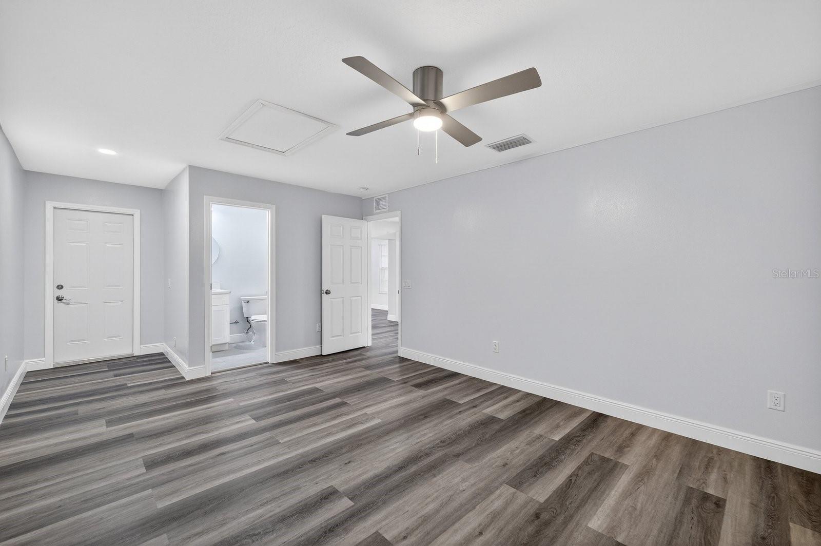 BAY CREST PARK UNIT 03 - Residential