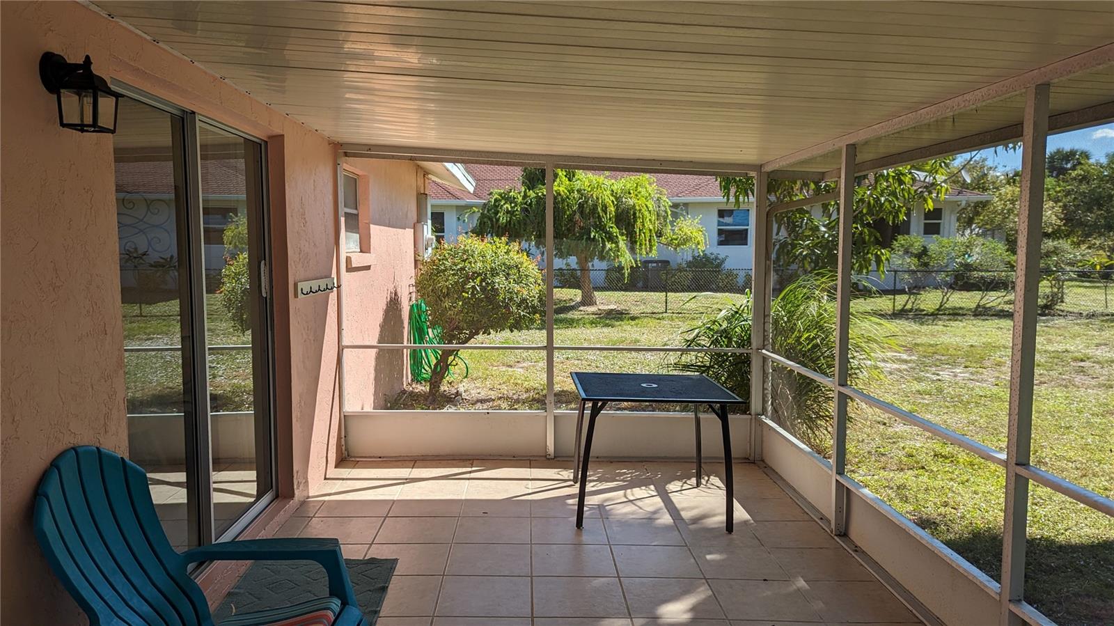 CARNEYS SUB - Residential Lease