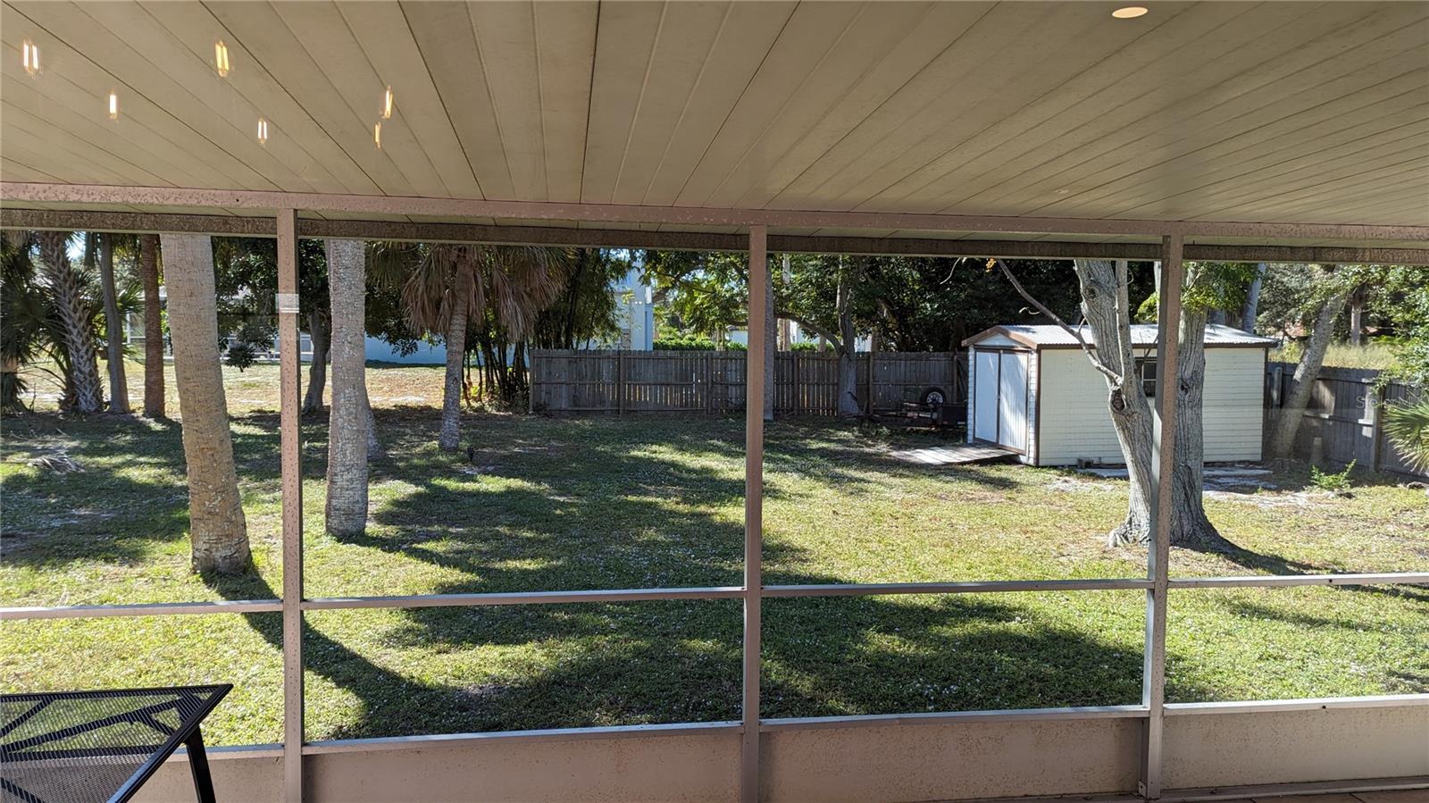 CARNEYS SUB - Residential Lease