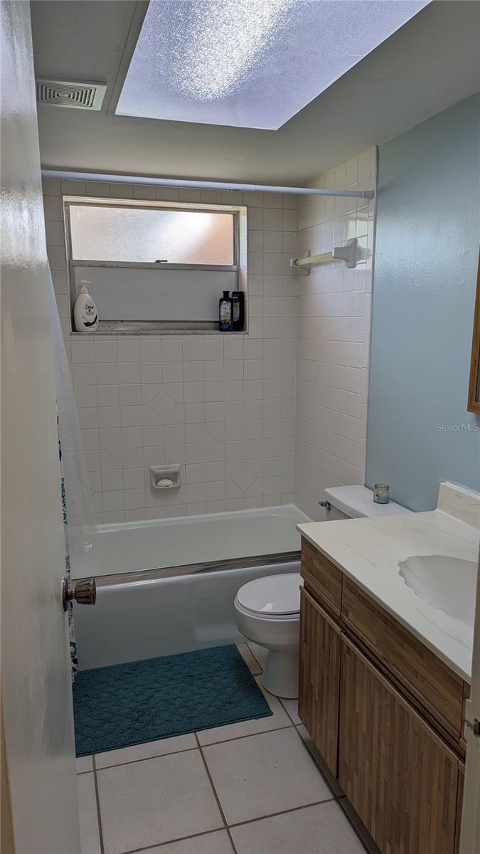CARNEYS SUB - Residential Lease