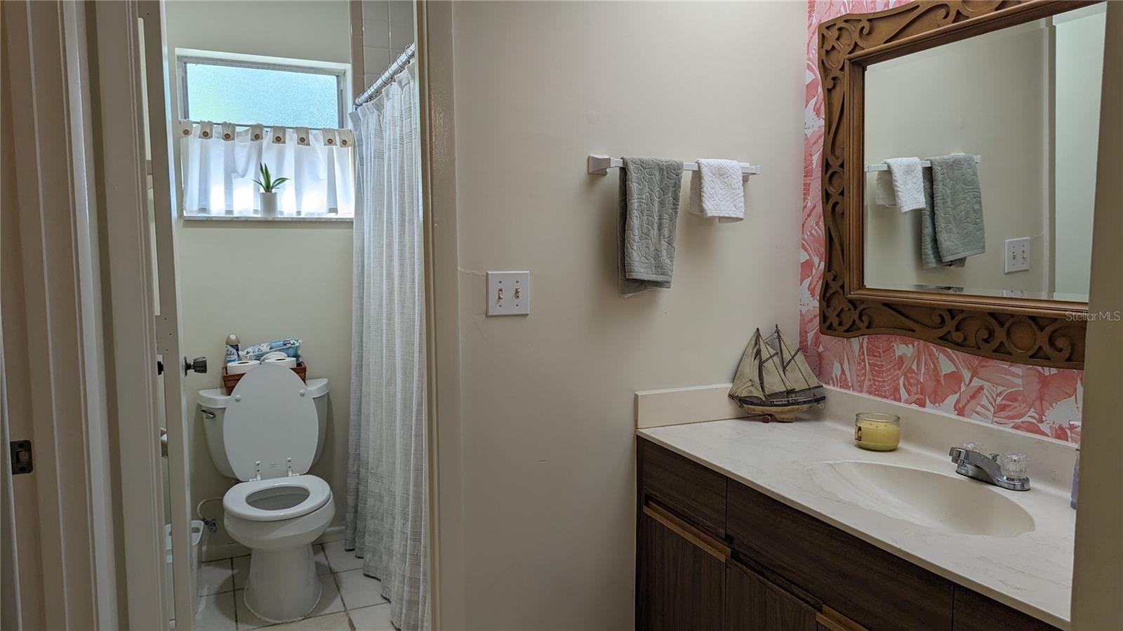 CARNEYS SUB - Residential Lease