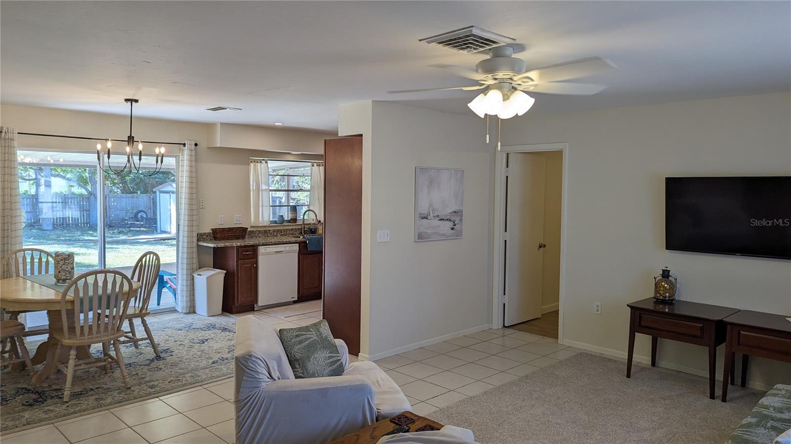 CARNEYS SUB - Residential Lease