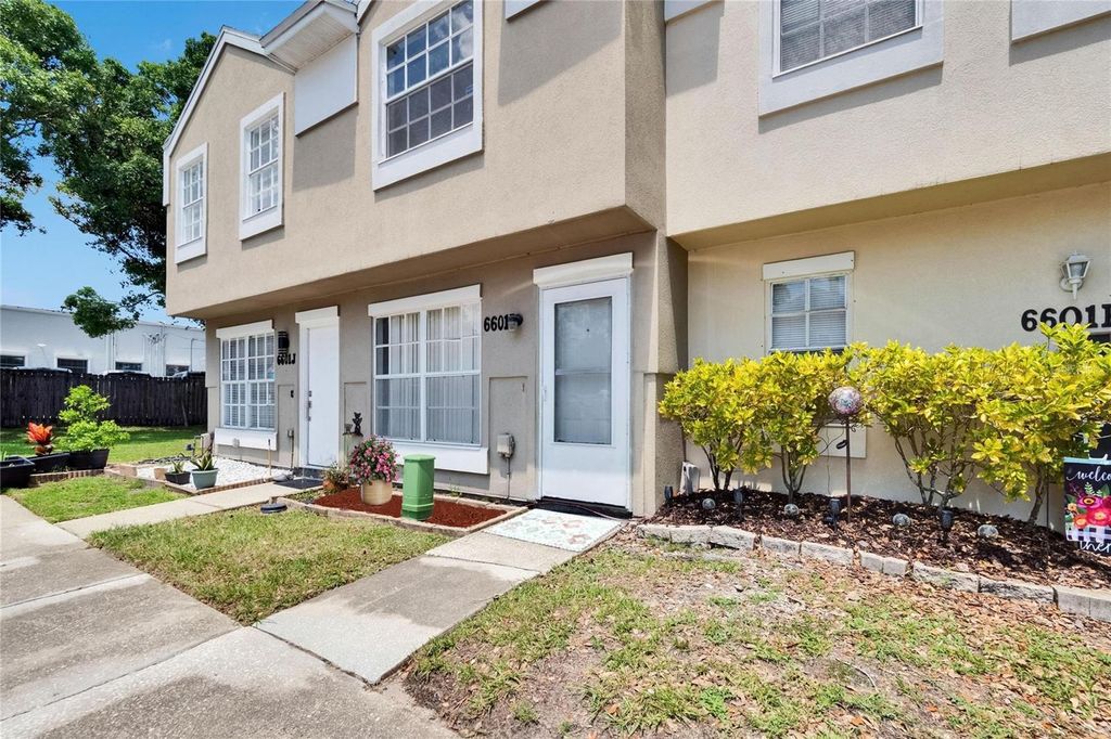 Photo of 6601 121st Avenue #I, Largo, FL 33773 (MLS # TB8398782)