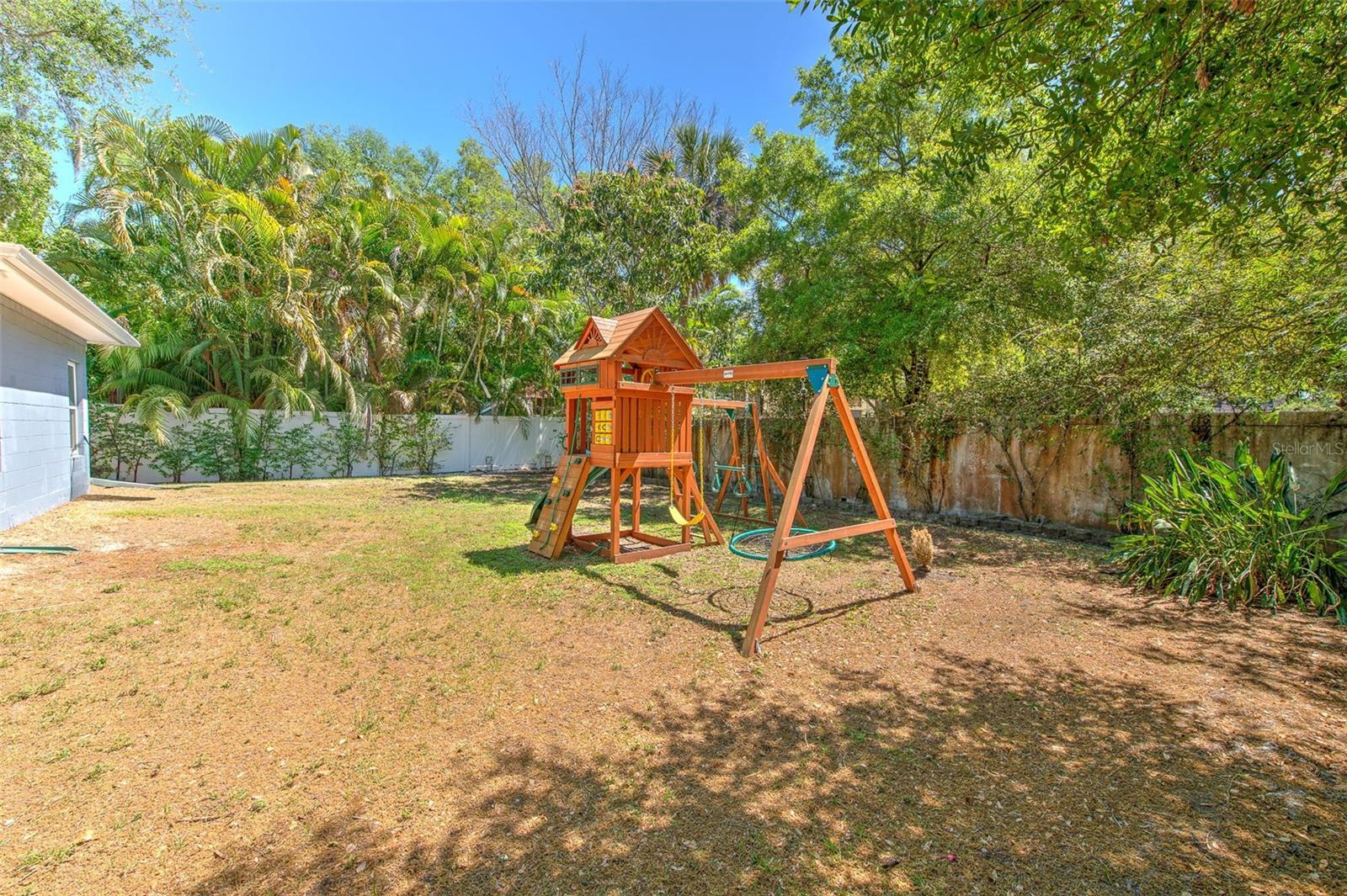 FOREST HILLS - Residential