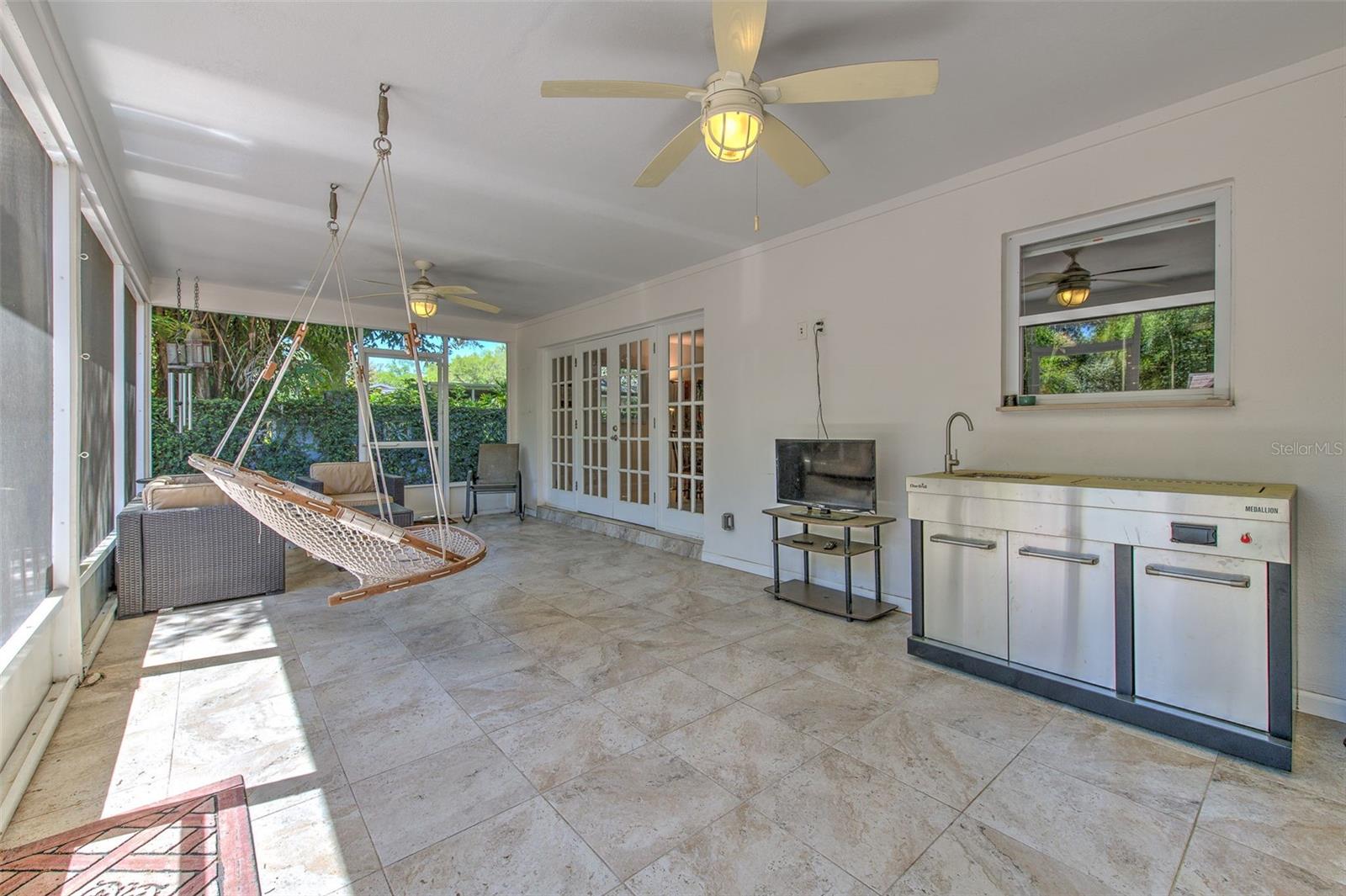 FOREST HILLS - Residential