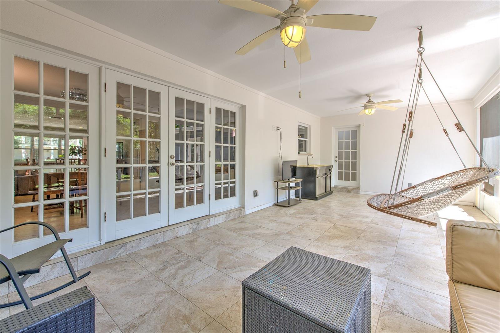 FOREST HILLS - Residential