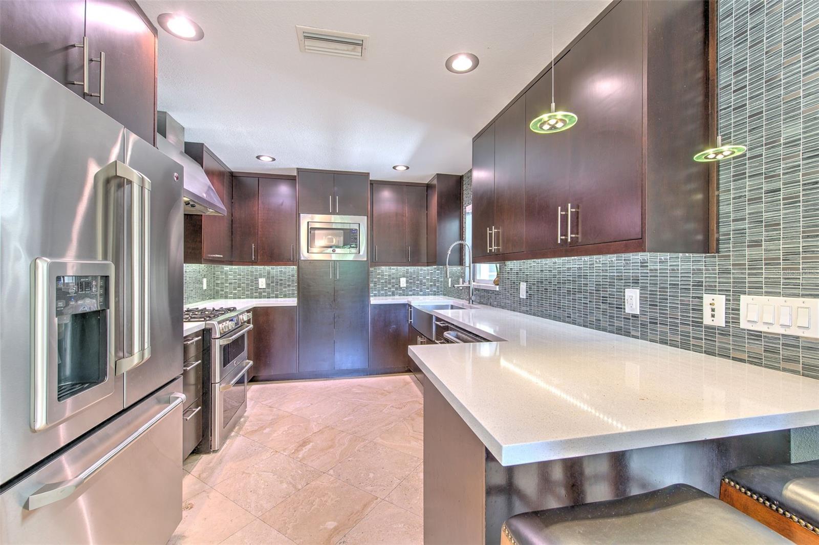 FOREST HILLS - Residential