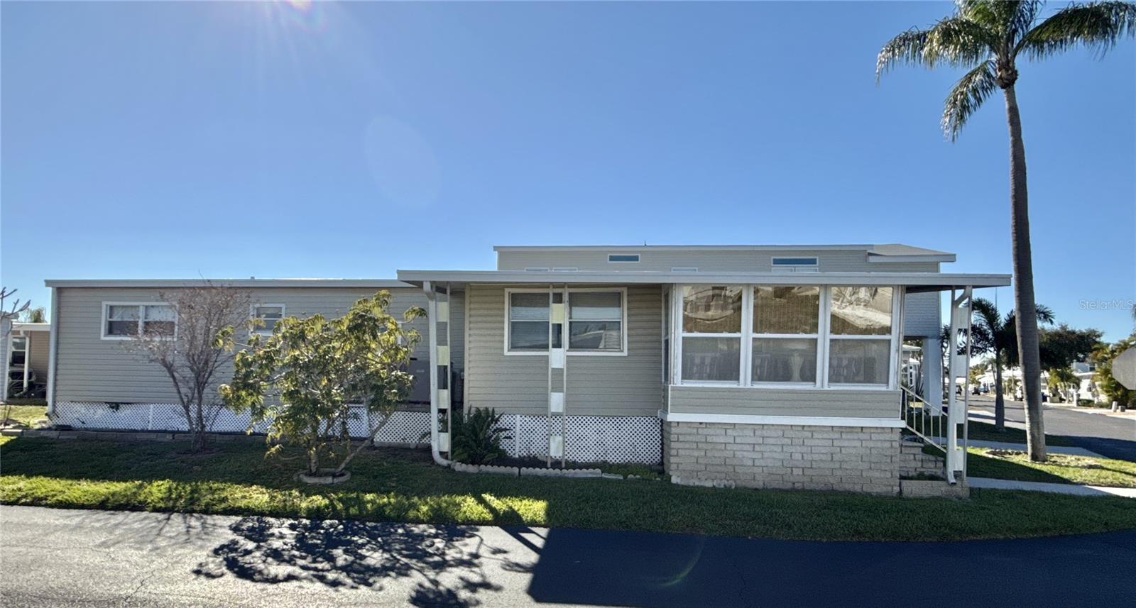 MOBEL AMERICANA MOBILE HOME PARK UNREC - Residential Lease