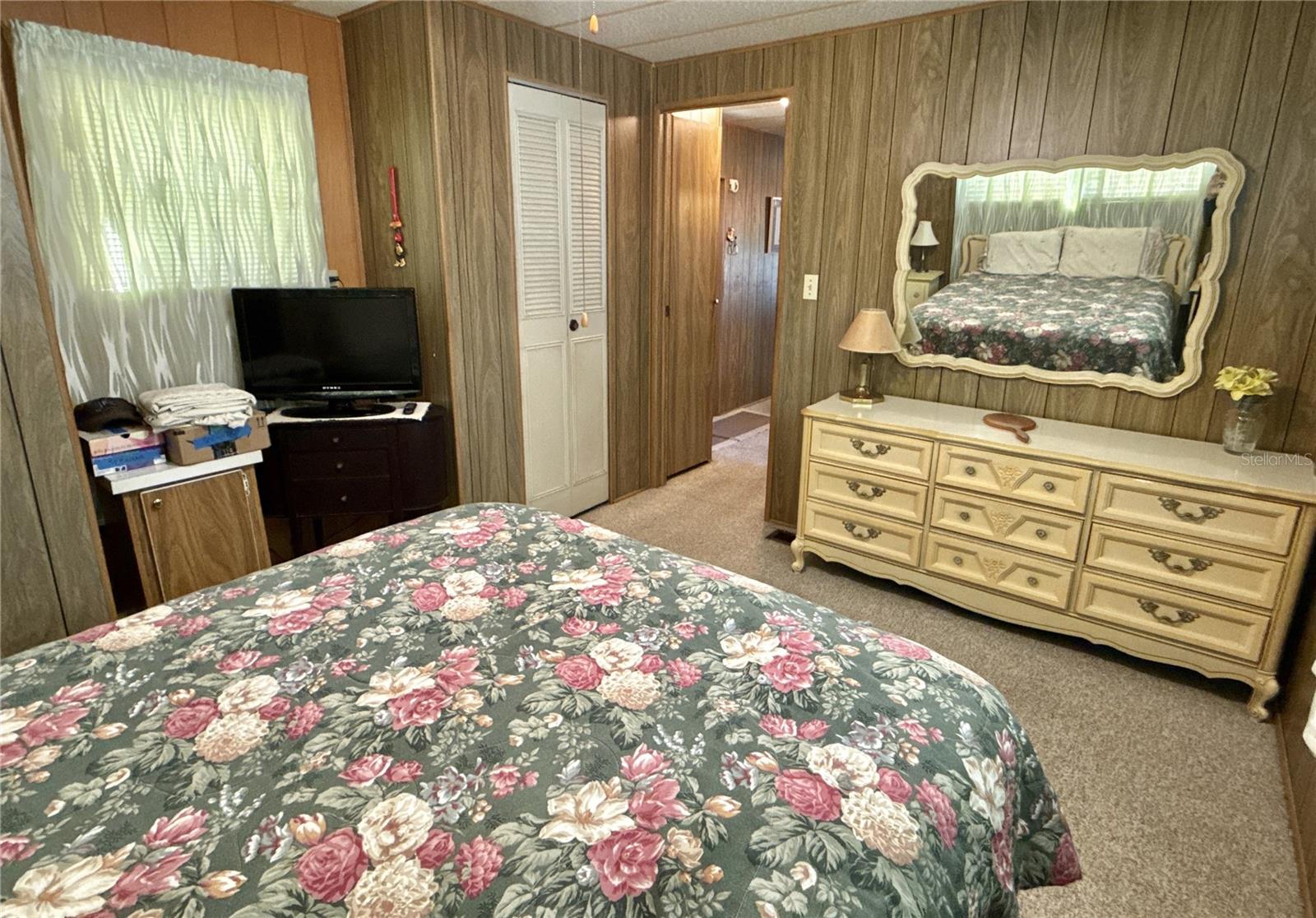 MOBEL AMERICANA MOBILE HOME PARK UNREC - Residential Lease
