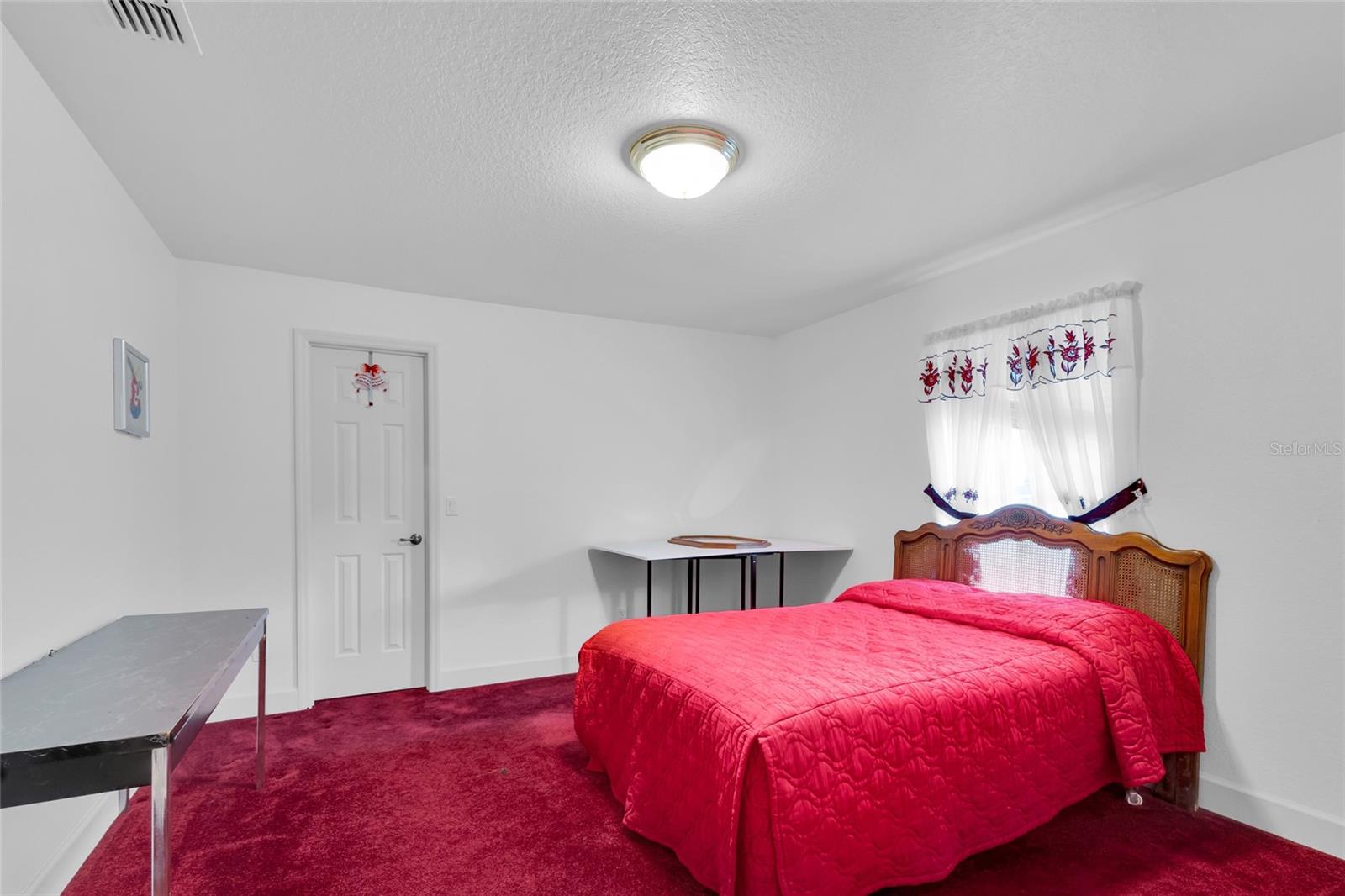LAKE TROPICANA RANCHETTES - Residential