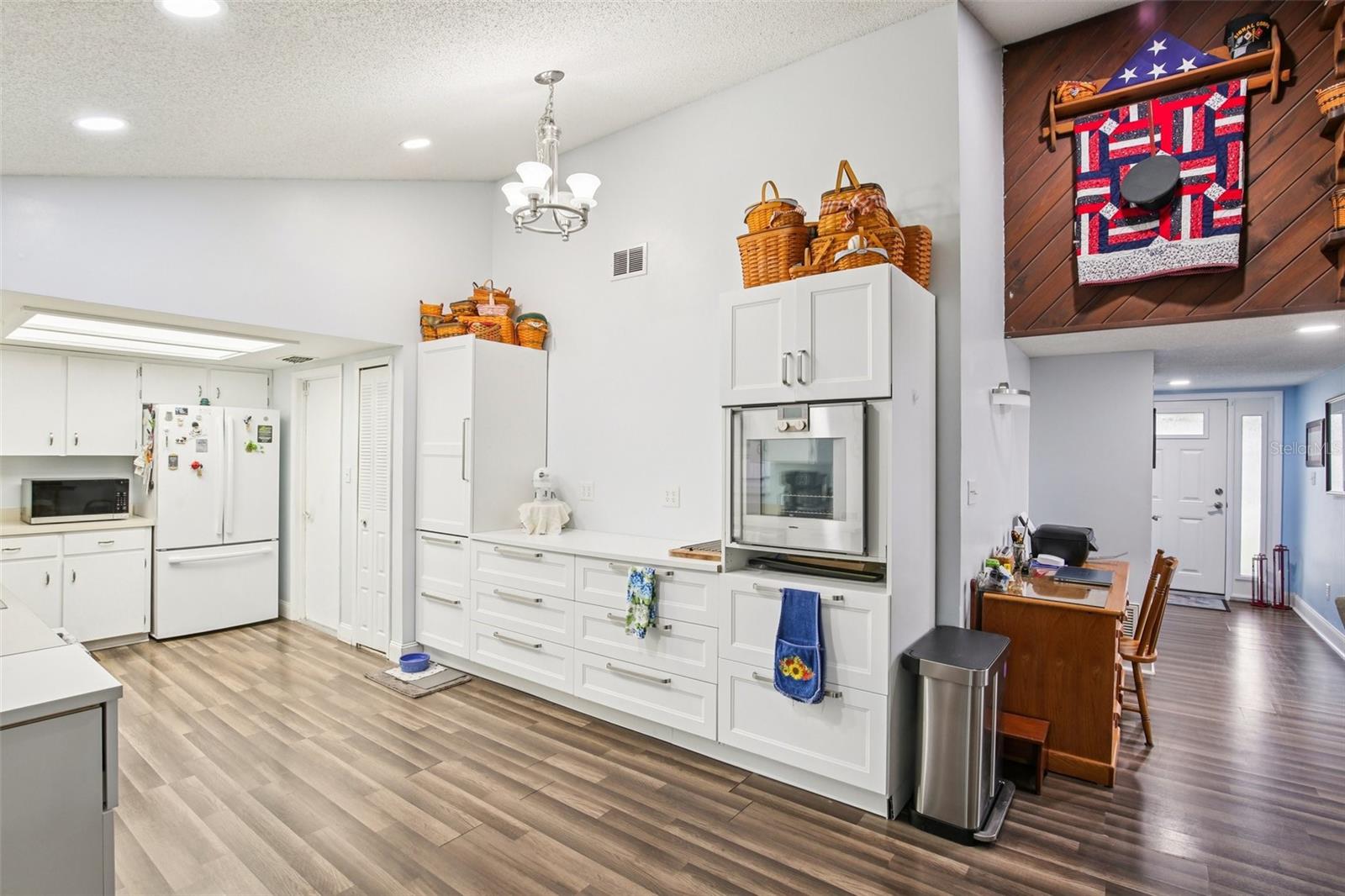 SOUTHWOOD HILLS UNIT 14 - Residential