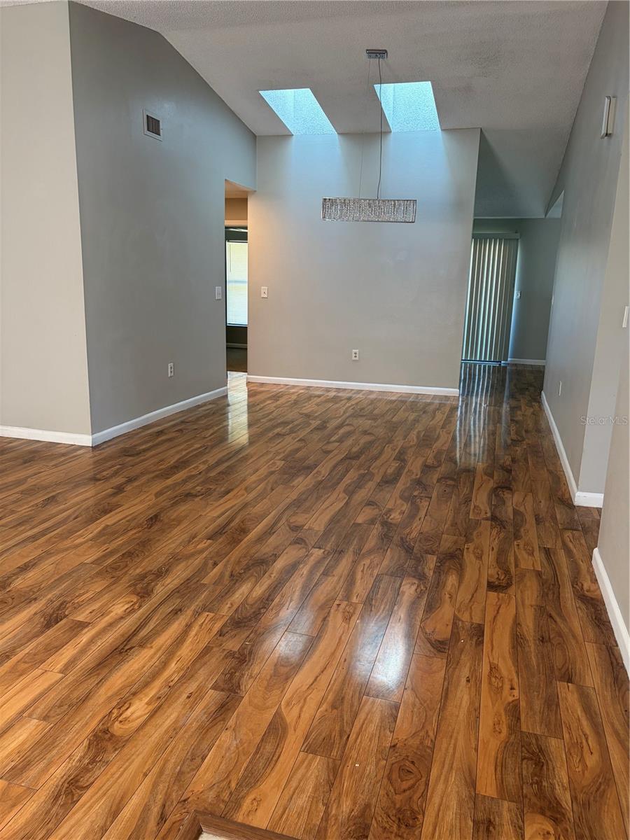 3249 COTTONWOOD COURT