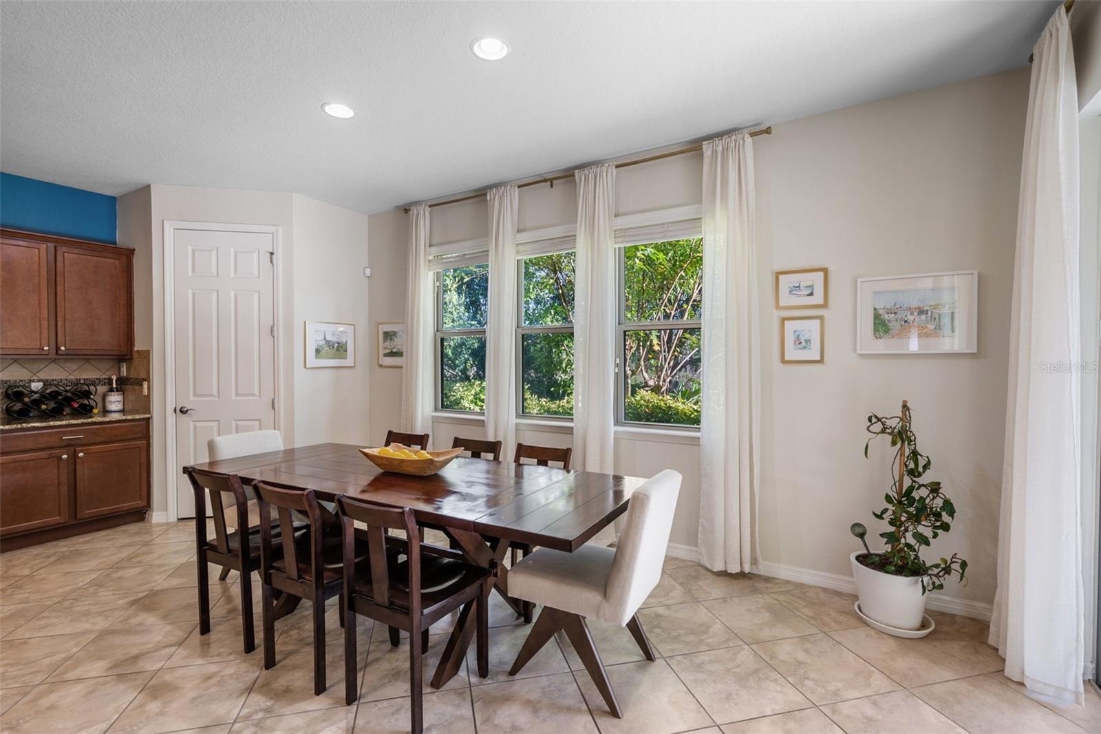 WINDERMERE TERRACE - Residential