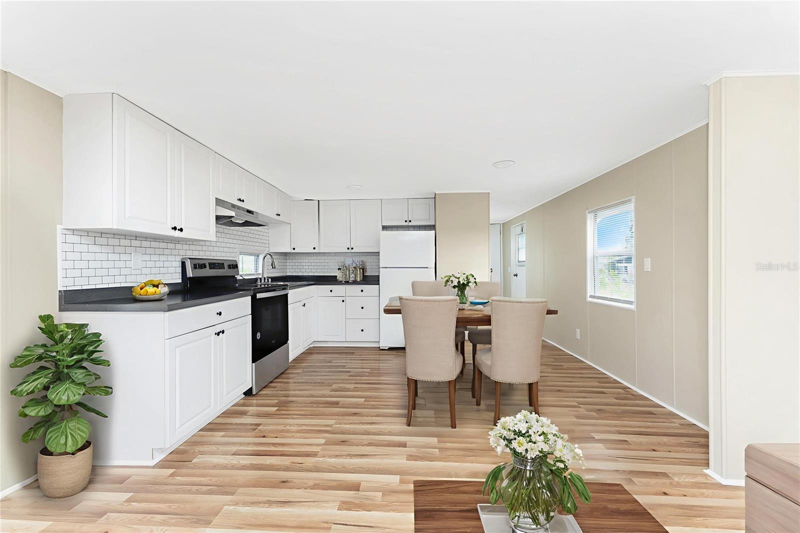 VILLAGE HOLIDAY LAKE - Residential