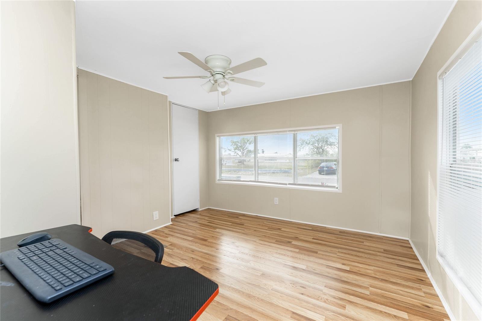 VILLAGE HOLIDAY LAKE - Residential