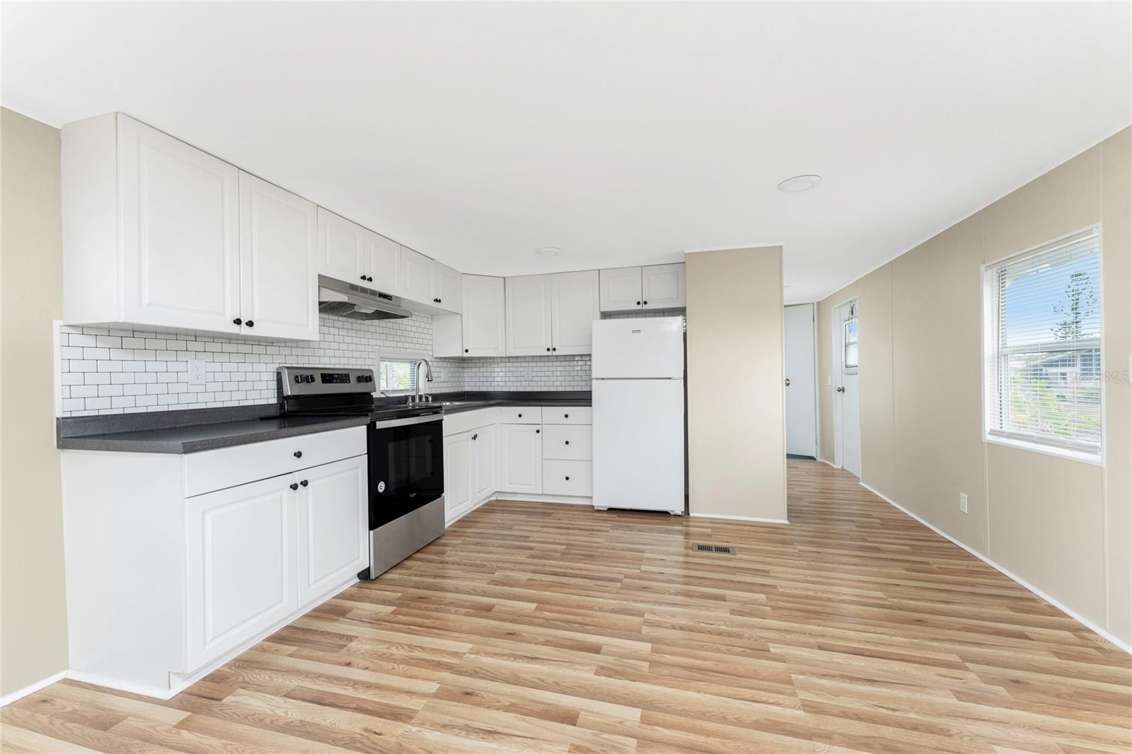 VILLAGE HOLIDAY LAKE - Residential