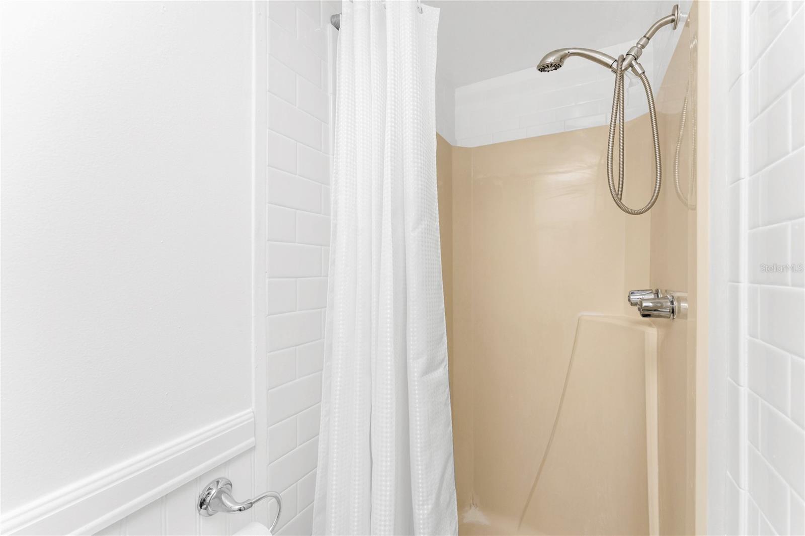 VILLAGE HOLIDAY LAKE - Residential