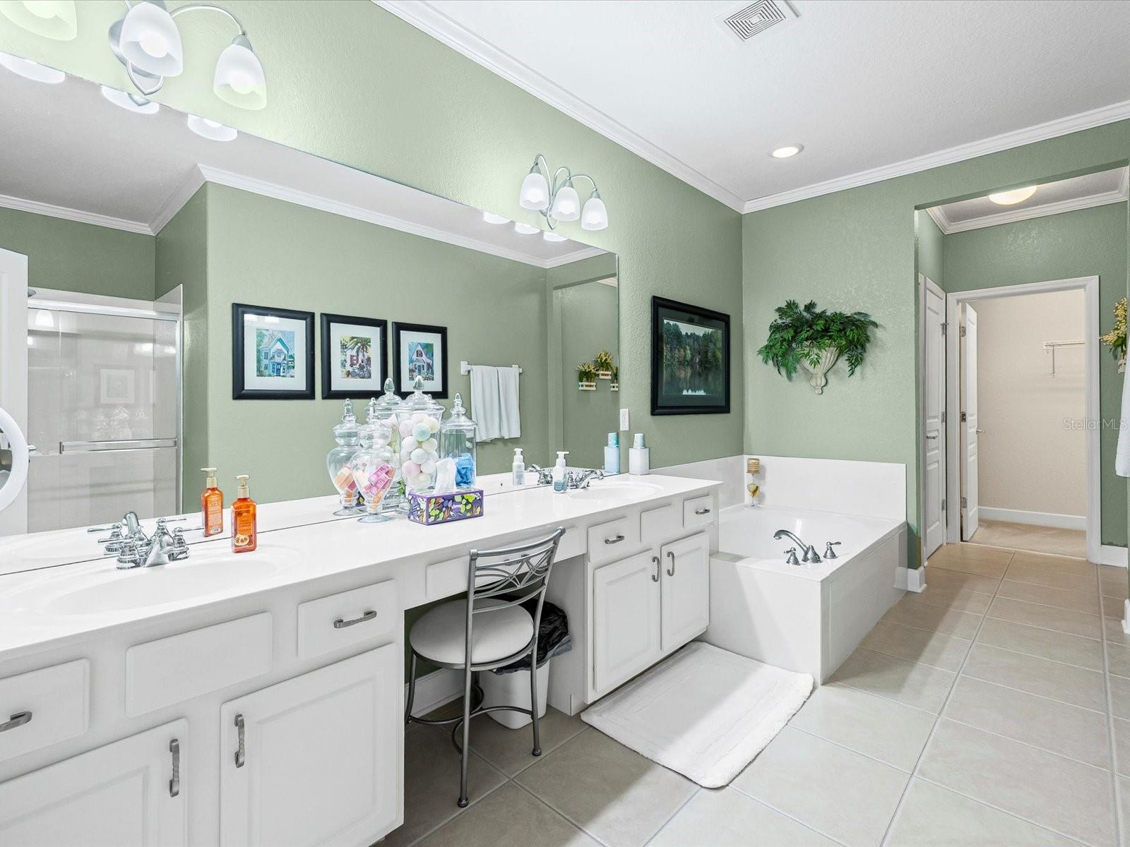 MANDALAY AT BELLA TRAE CONDO PH 1 BLDG 13 - Residential