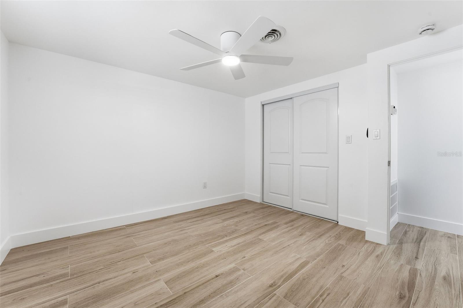 VENICE EAST SEC 1 - Residential