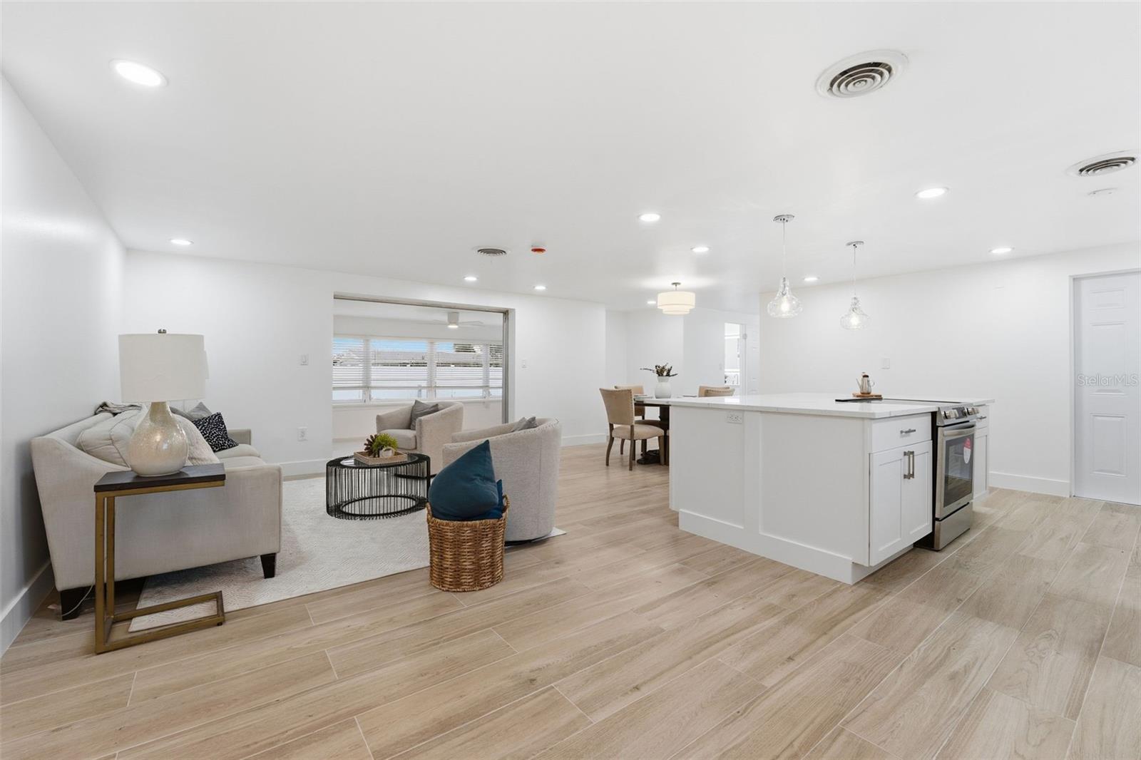 VENICE EAST SEC 1 - Residential