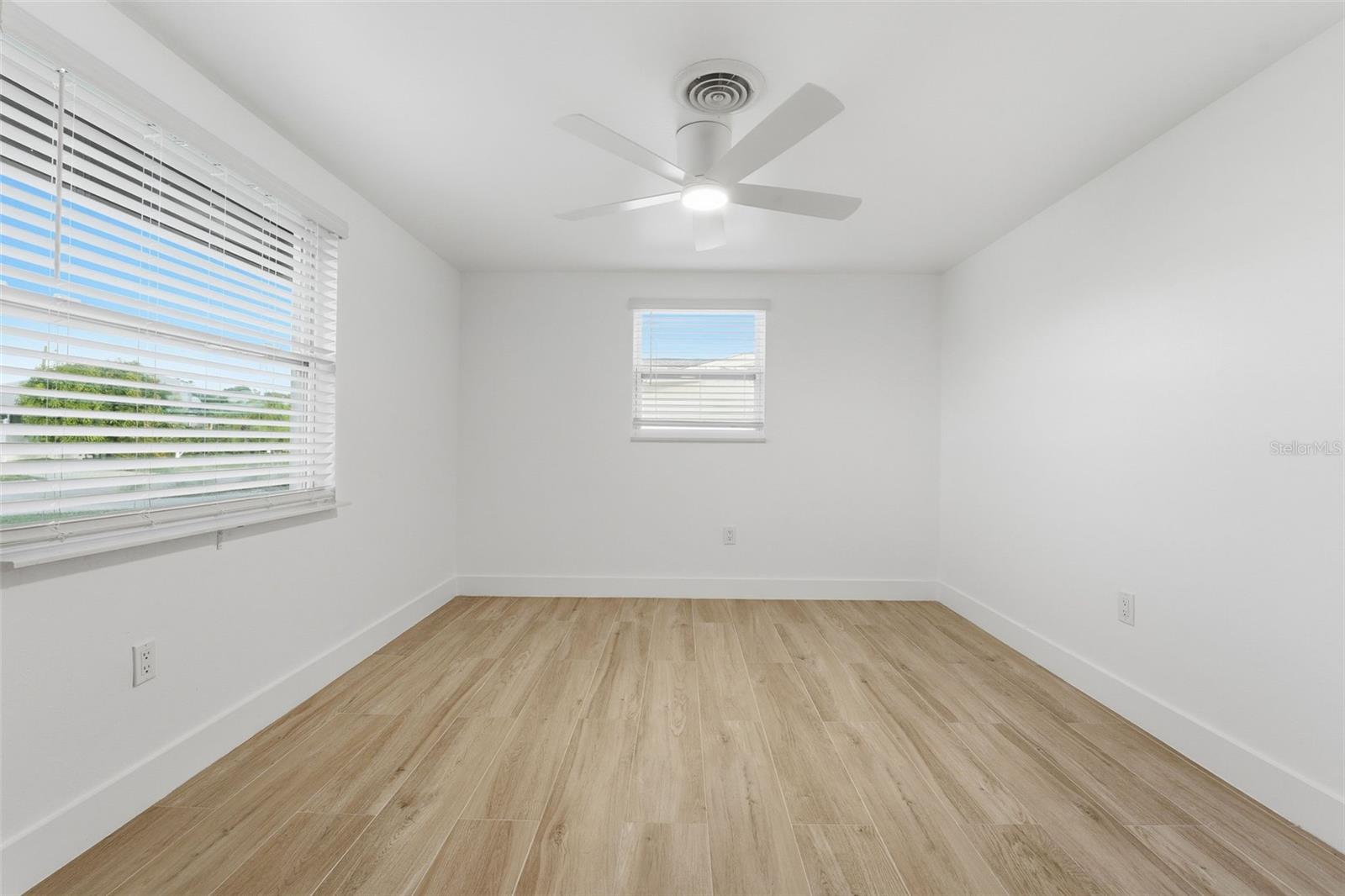 VENICE EAST SEC 1 - Residential