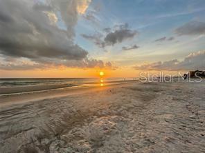 THREE PALMS POINT - Residential Lease