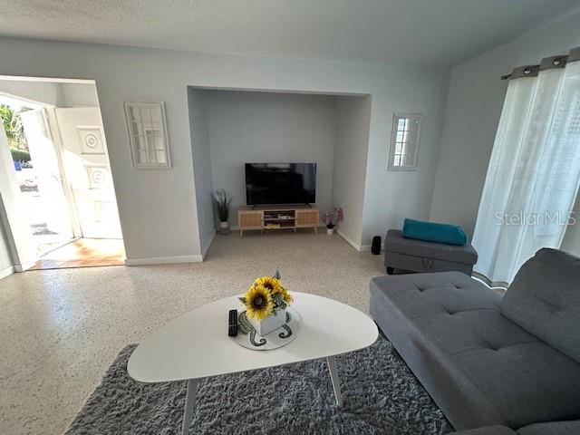 THREE PALMS POINT - Residential Lease