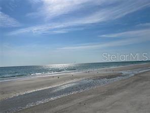 THREE PALMS POINT - Residential Lease