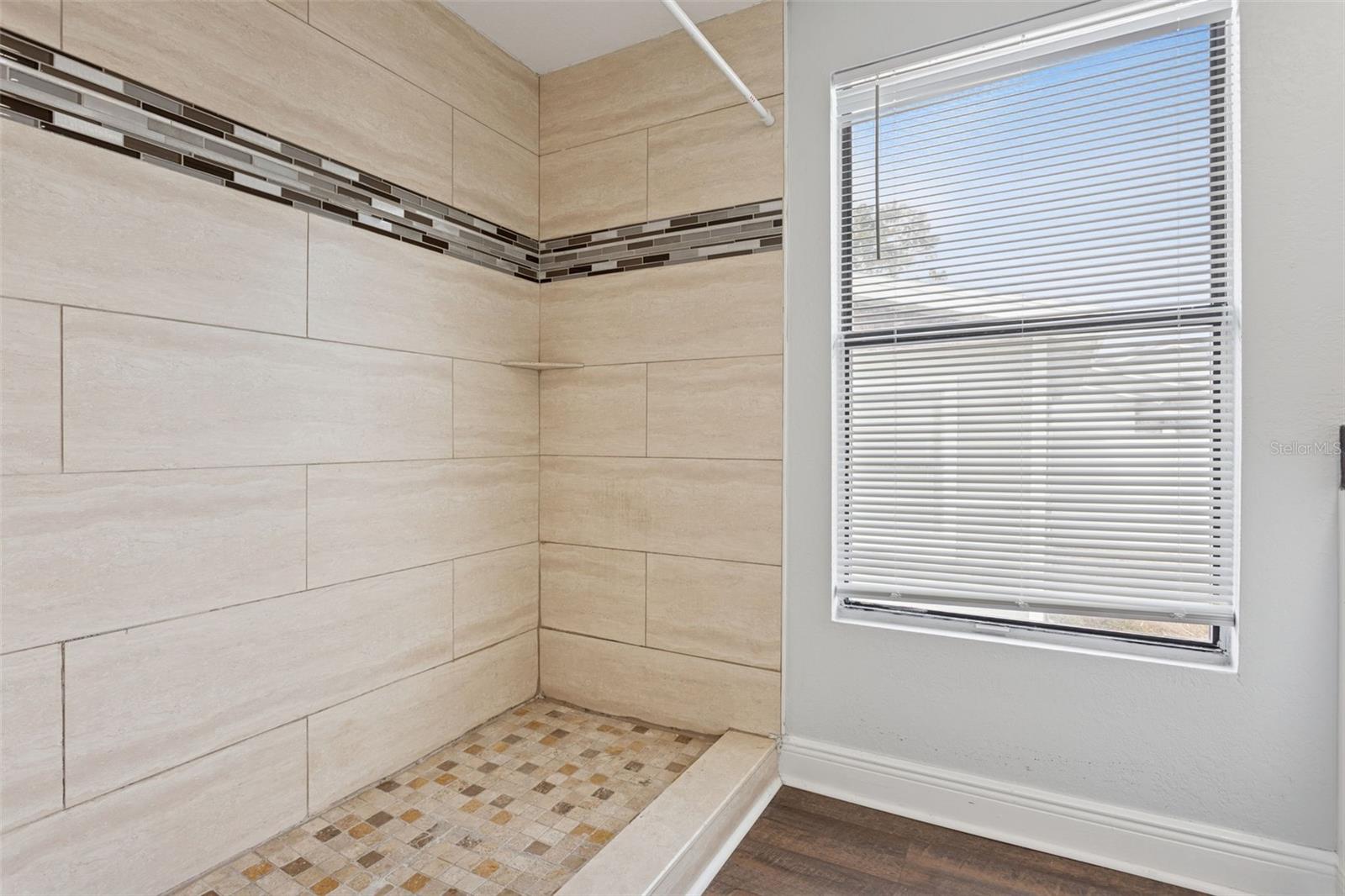 HIBISCUS GARDENS - Residential Lease