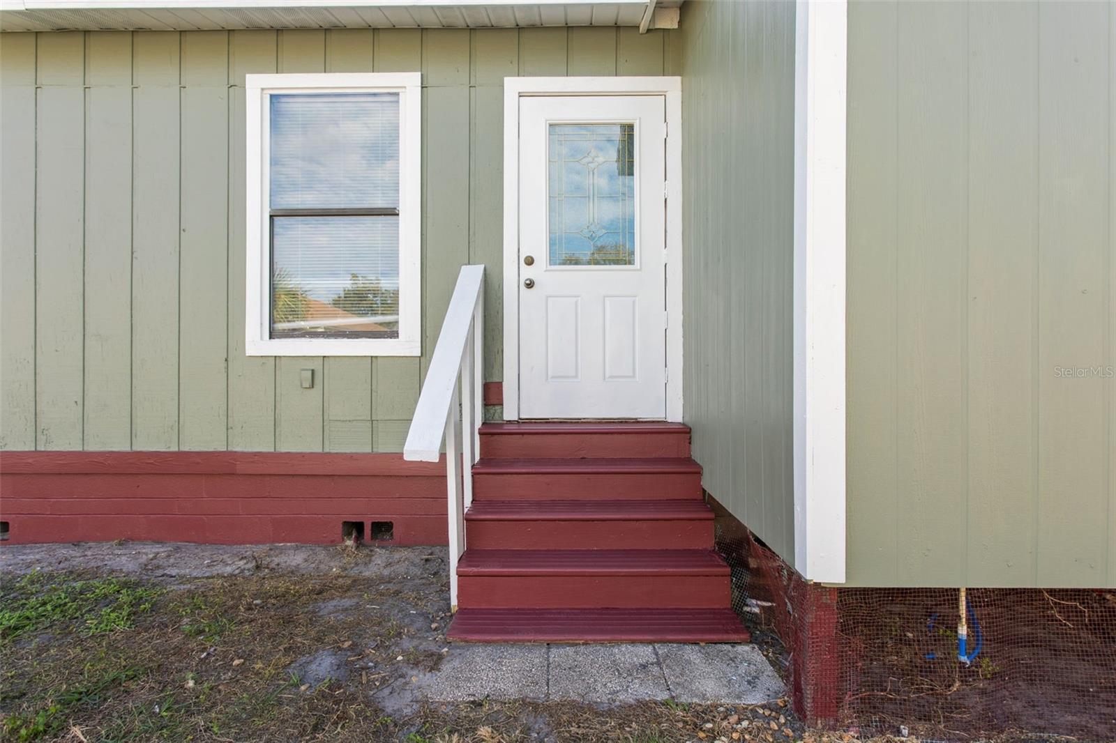 HIBISCUS GARDENS - Residential Lease