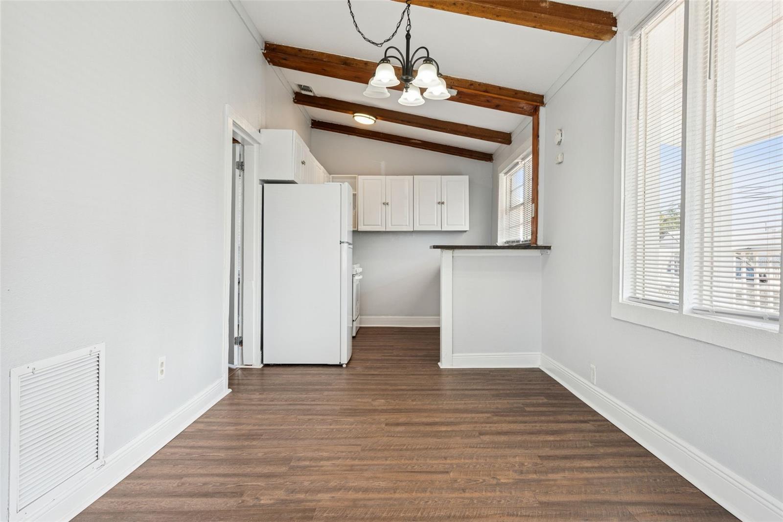 HIBISCUS GARDENS - Residential Lease