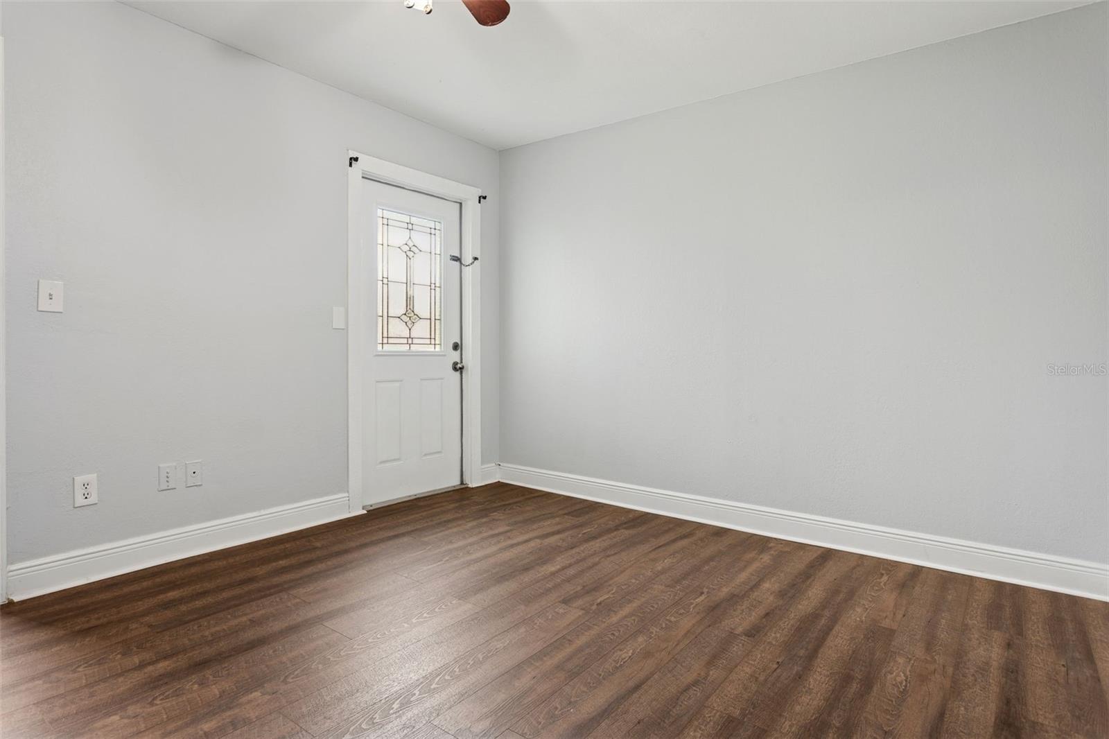 HIBISCUS GARDENS - Residential Lease