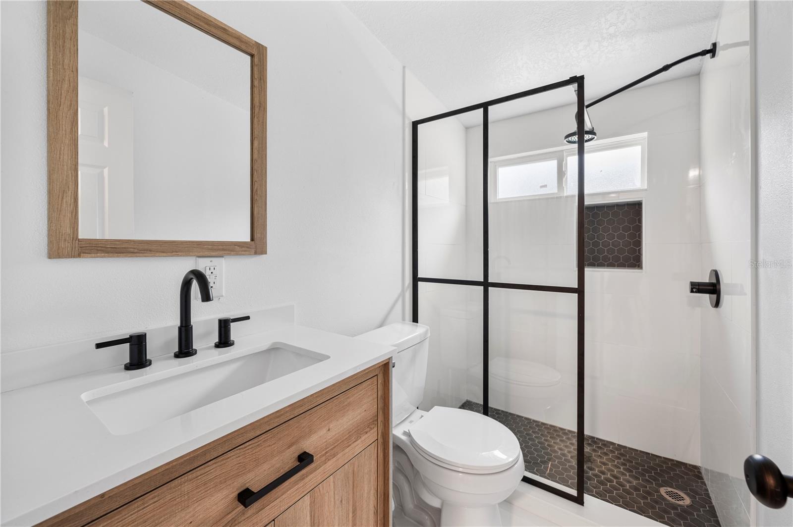 MEADOW GROVE - Residential Lease