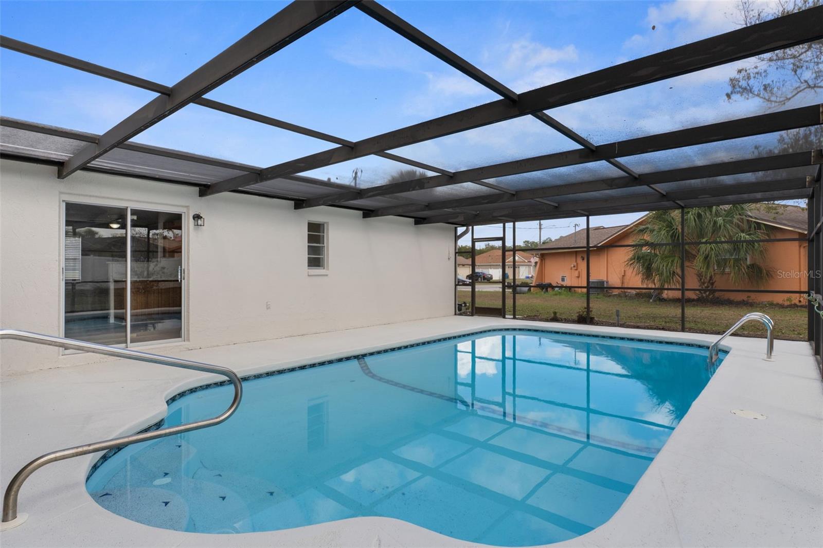 SPRING HILL - Residential