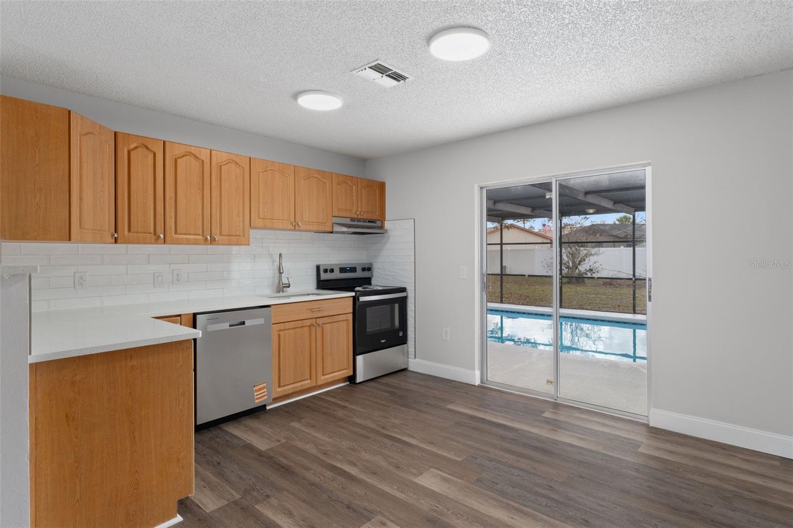 SPRING HILL - Residential