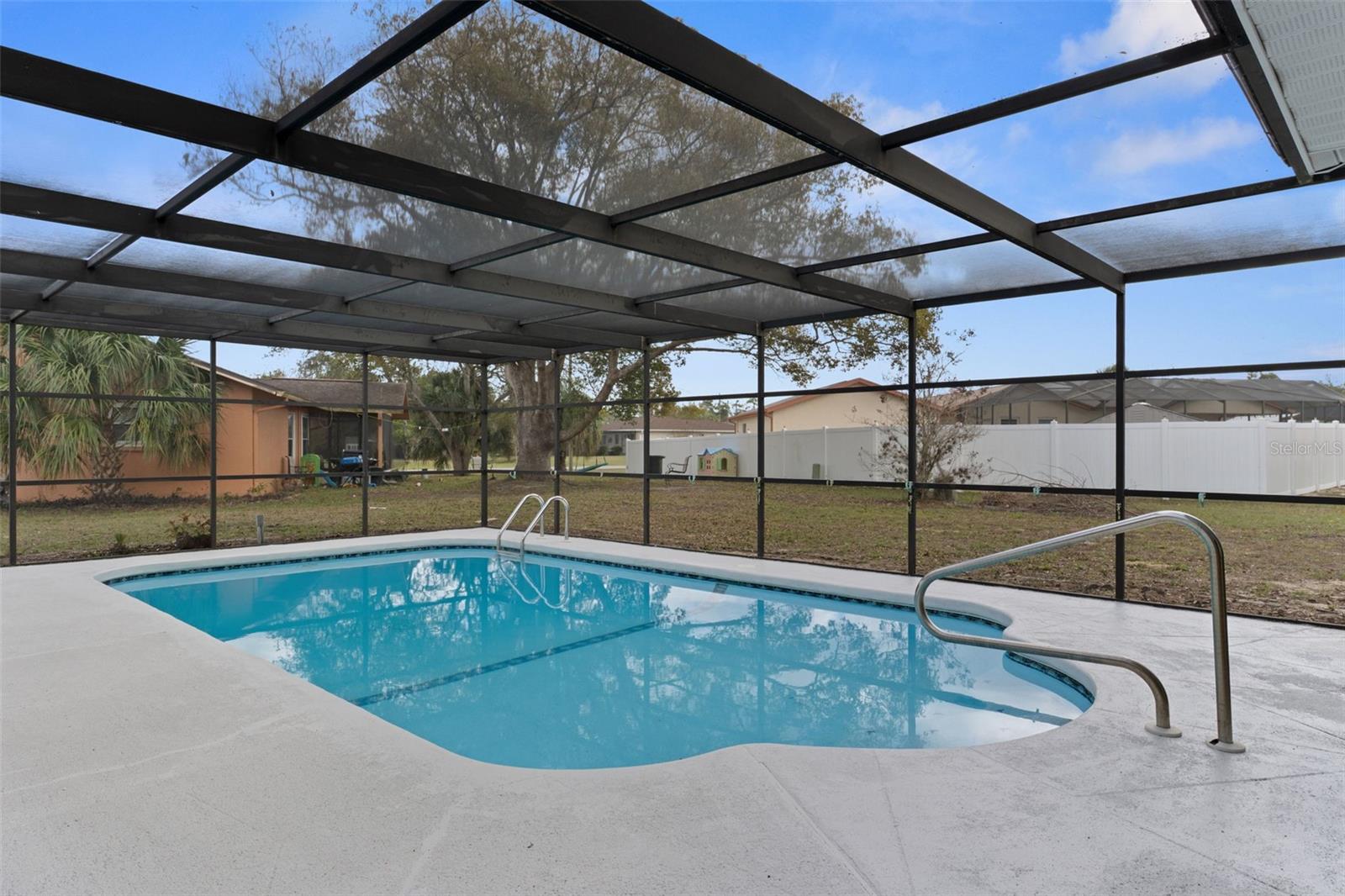 SPRING HILL - Residential