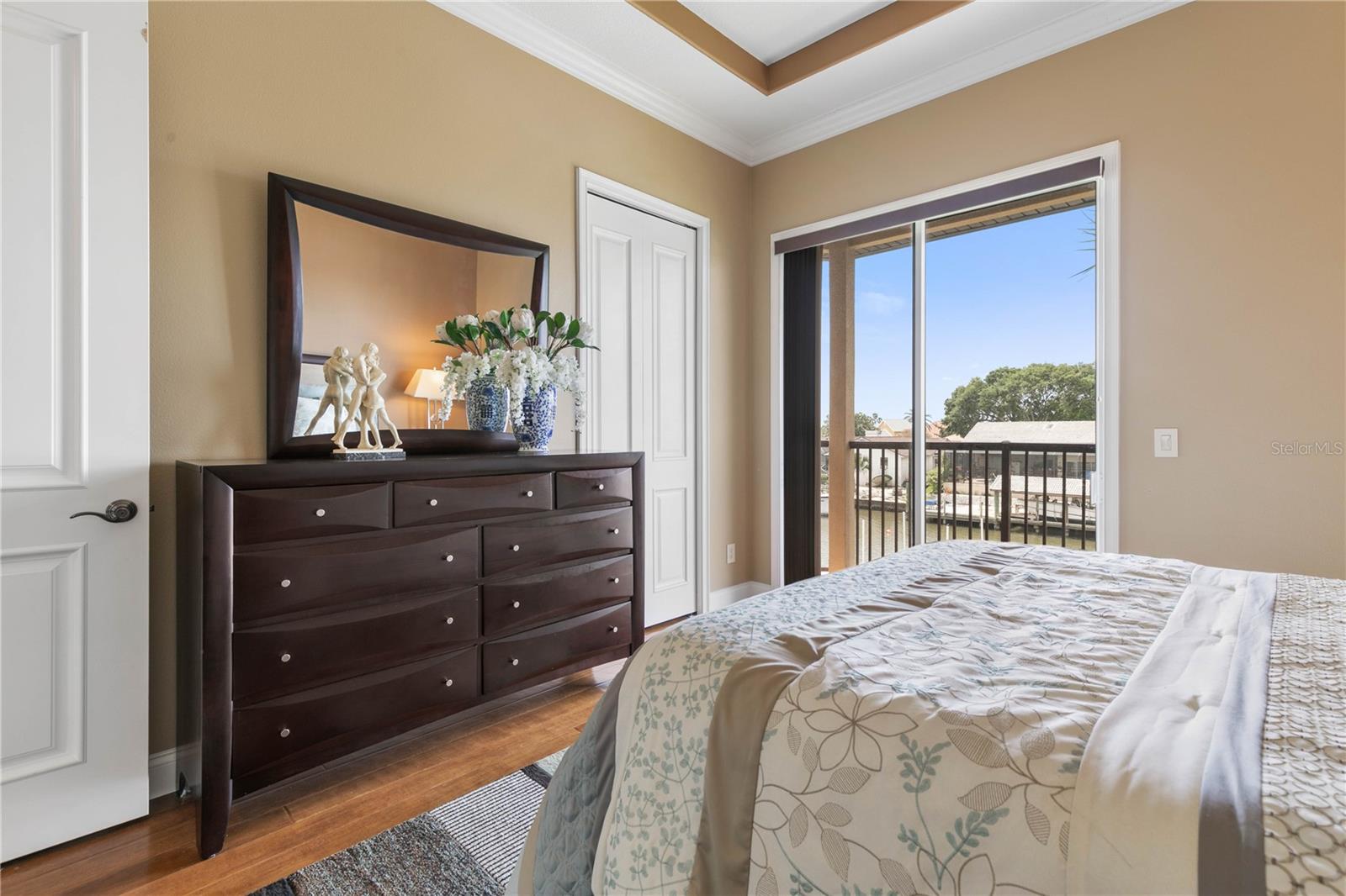 SANCTUARY SUB - Residential