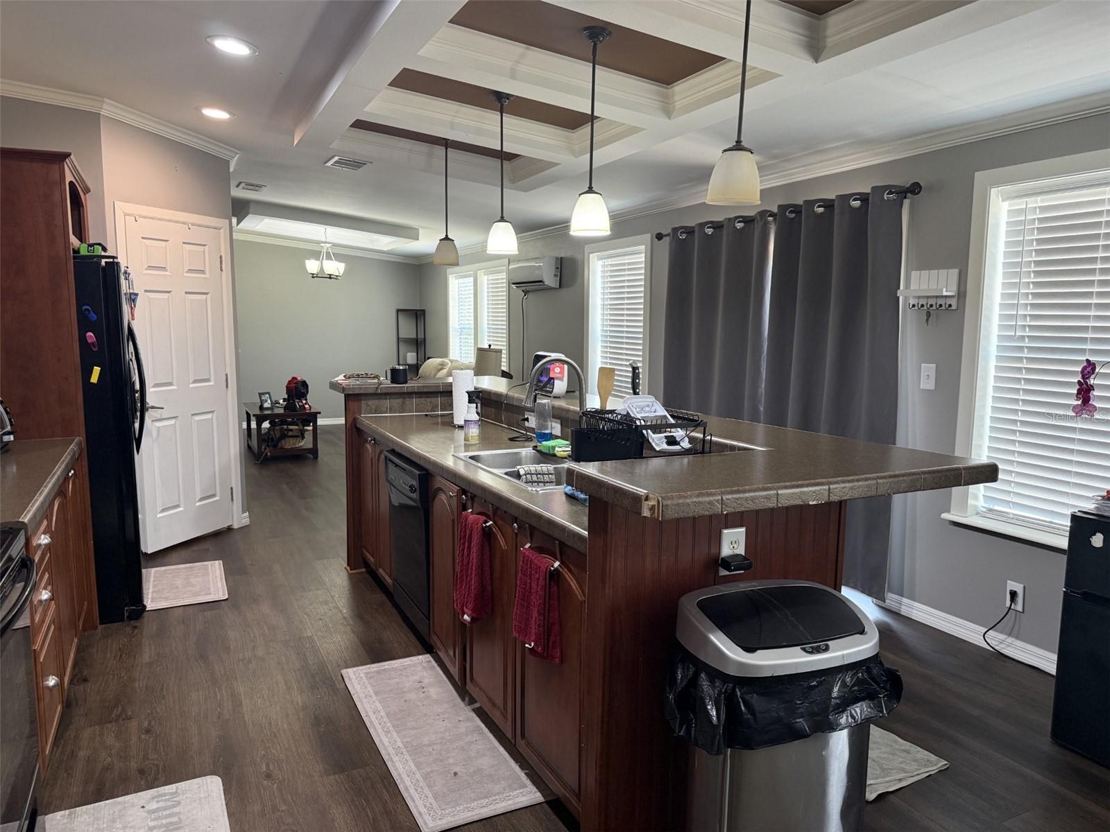12091 PINETREE LANE