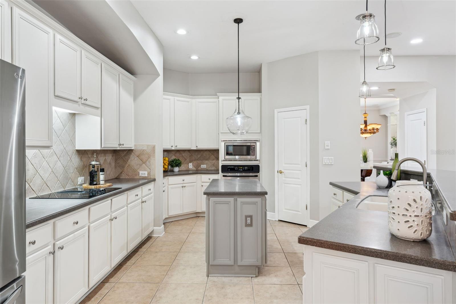 WATERCHASE PH 3 - Residential