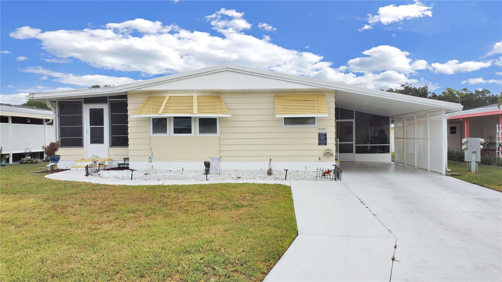 FOXWOOD LAKE ESTATES PH 01 - Residential