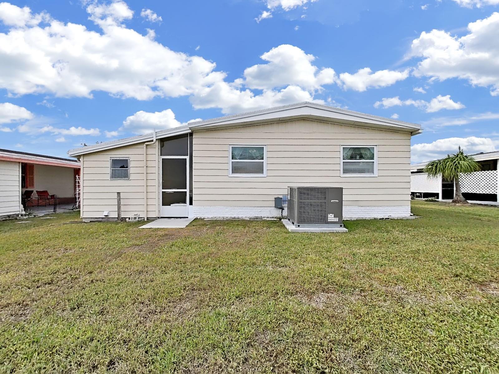 FOXWOOD LAKE ESTATES PH 01 - Residential