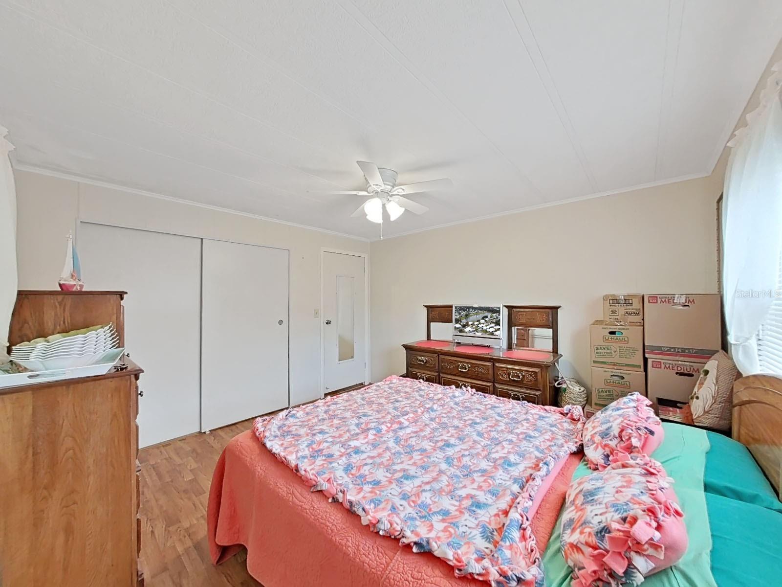 FOXWOOD LAKE ESTATES PH 01 - Residential