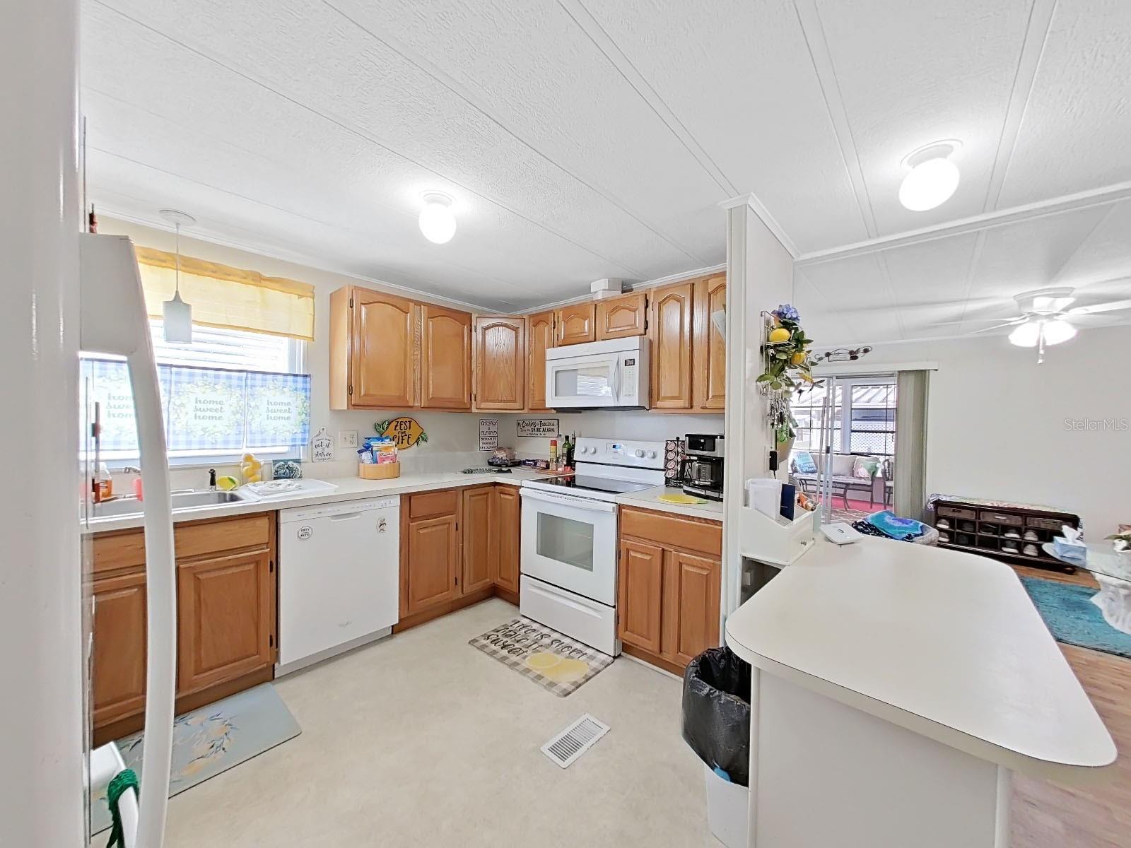 FOXWOOD LAKE ESTATES PH 01 - Residential