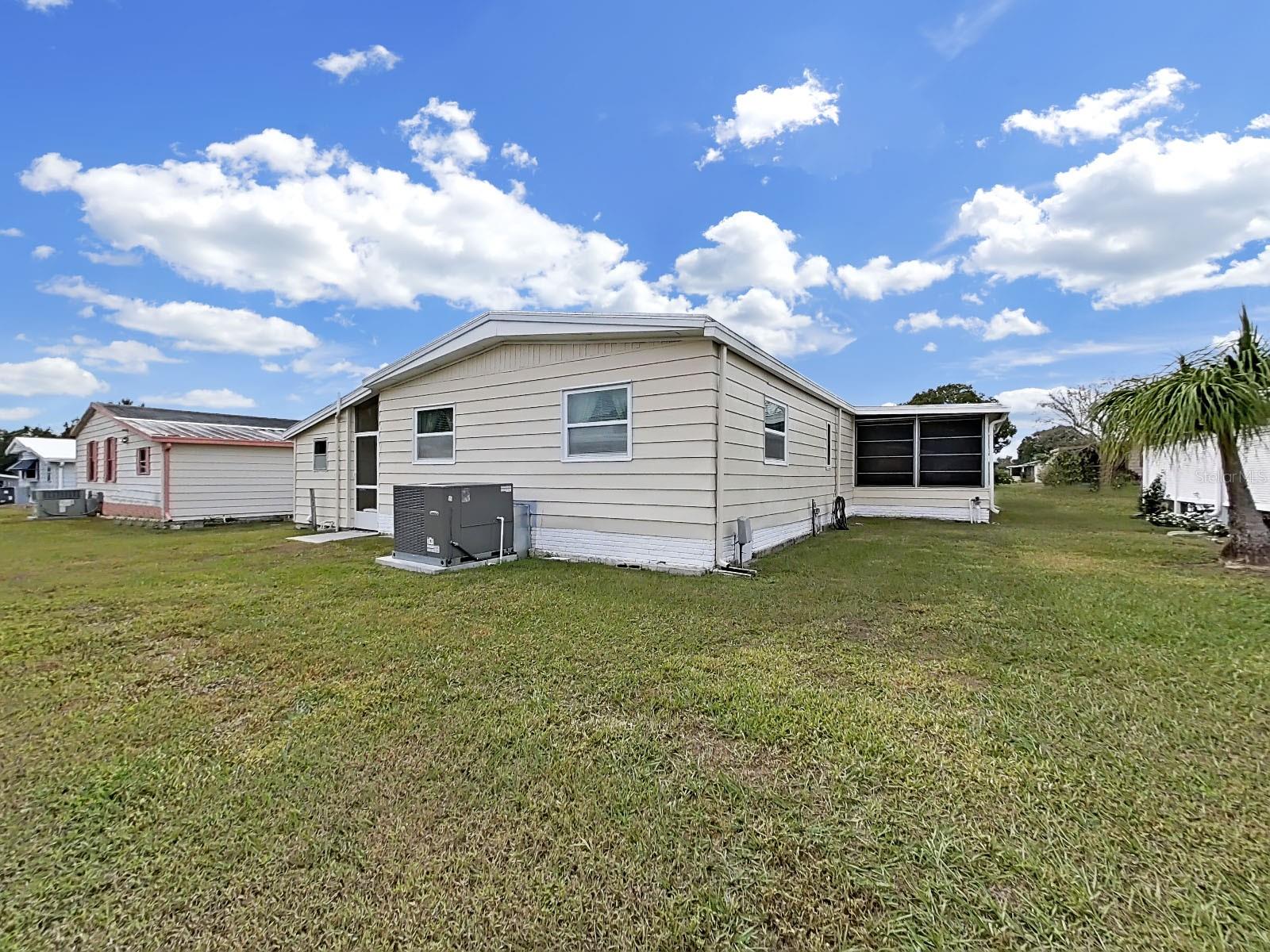 FOXWOOD LAKE ESTATES PH 01 - Residential