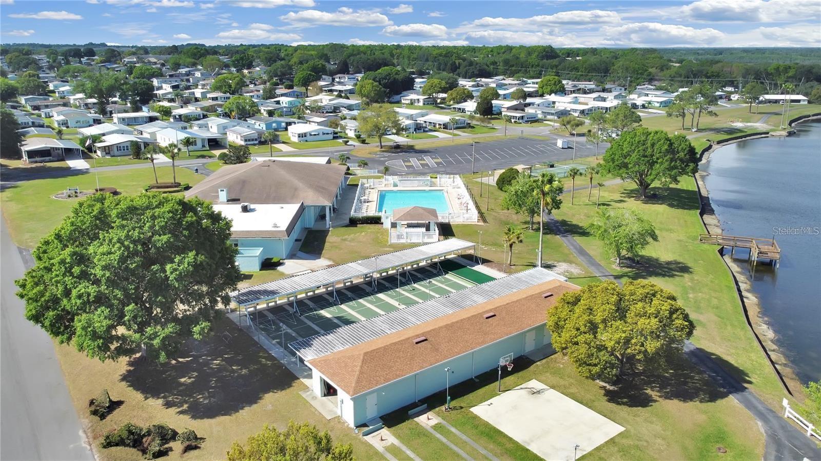 FOXWOOD LAKE ESTATES PH 01 - Residential