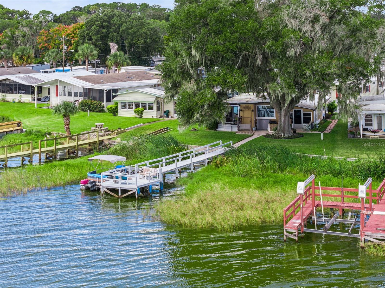 TAVARES, TAVARES HOMEOWNERS INC - Residential