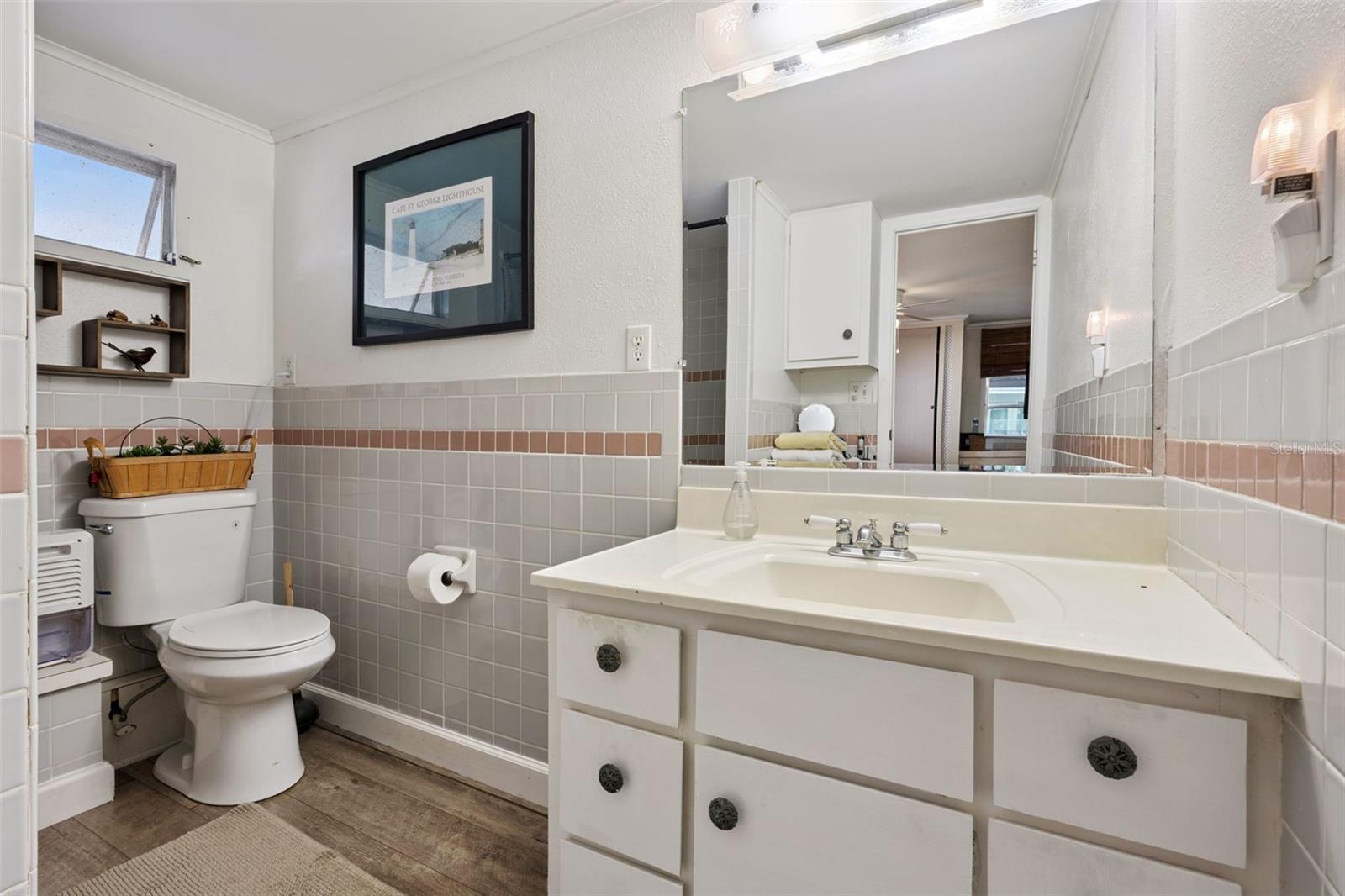 TAVARES, TAVARES HOMEOWNERS INC - Residential