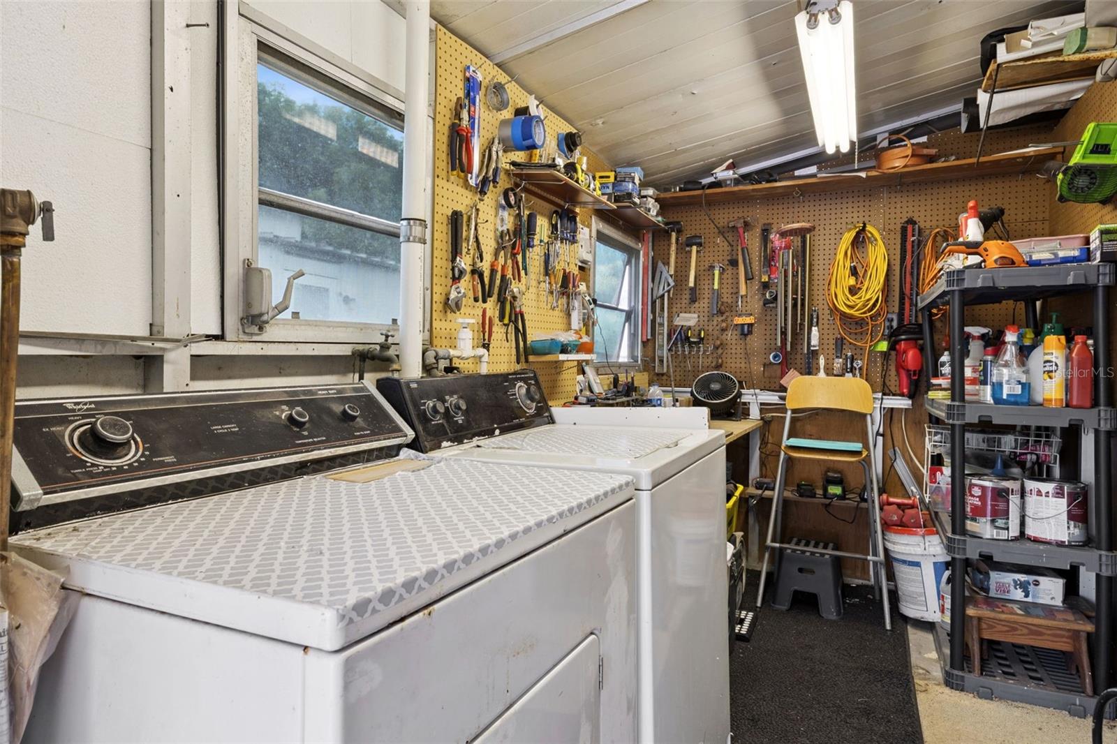 TAVARES, TAVARES HOMEOWNERS INC - Residential