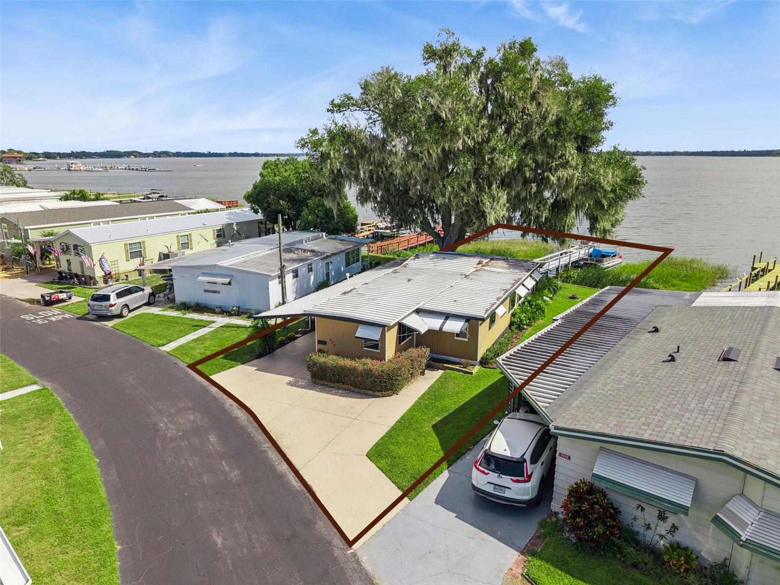 TAVARES, TAVARES HOMEOWNERS INC - Residential